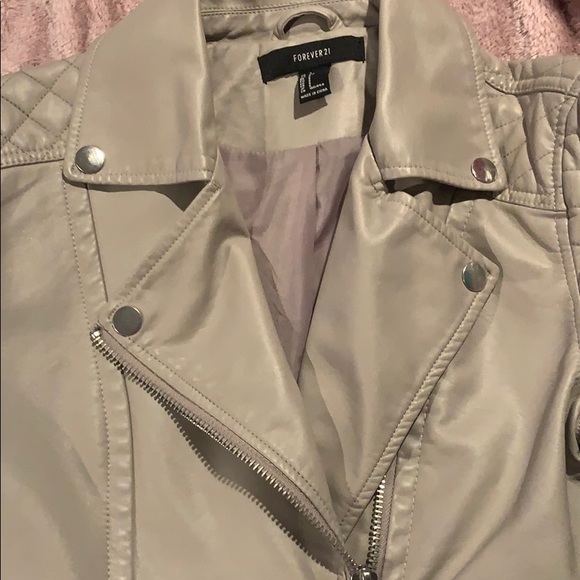 Jacket - Picture 4 of 5